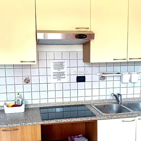 Gardalakeapartment A 4*