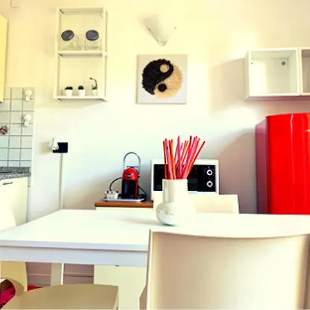 Gardalakeapartment A סירמיונה