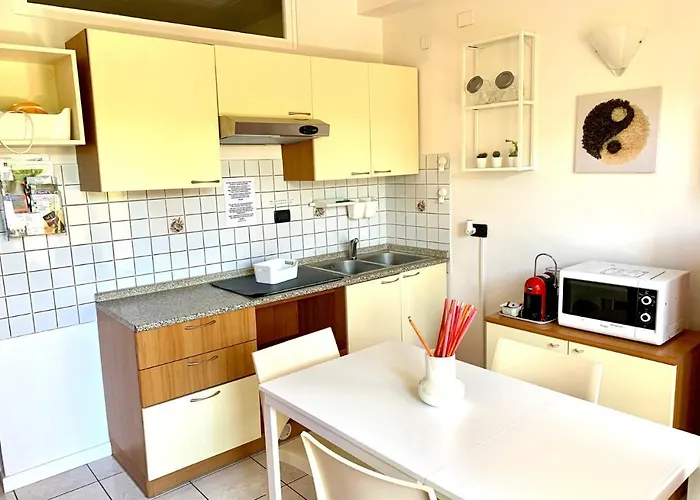 Gardalakeapartment A 公寓式酒店